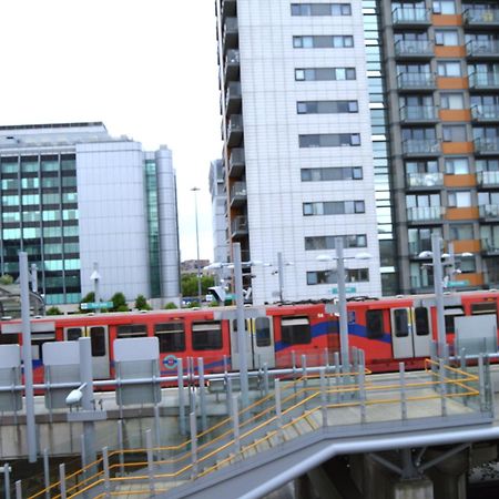 Entire Apartment Next To Canary Wharf In Londra Esterno foto